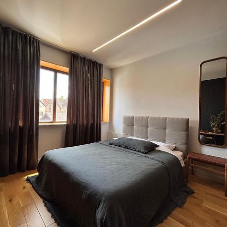 Apartman Zara Komarno Luaran gambar