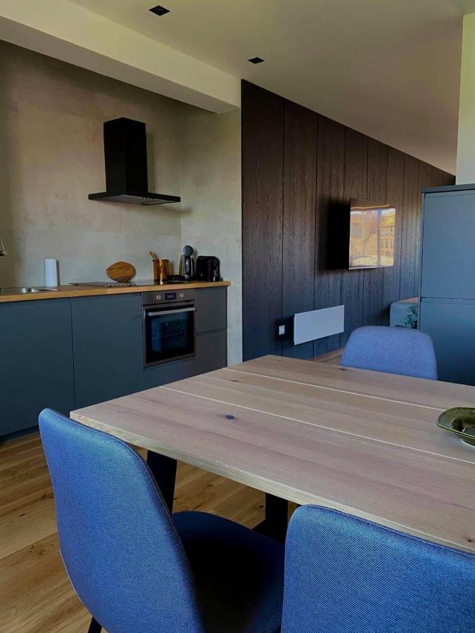 Apartman Zara Komarno Luaran gambar