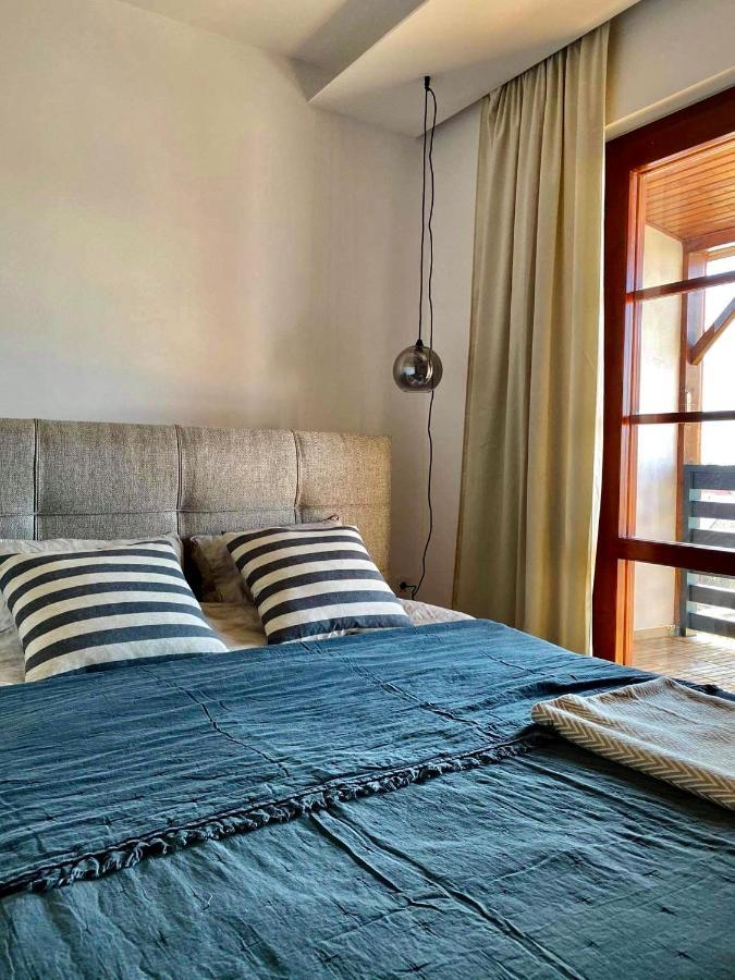 Apartman Zara Komarno Luaran gambar