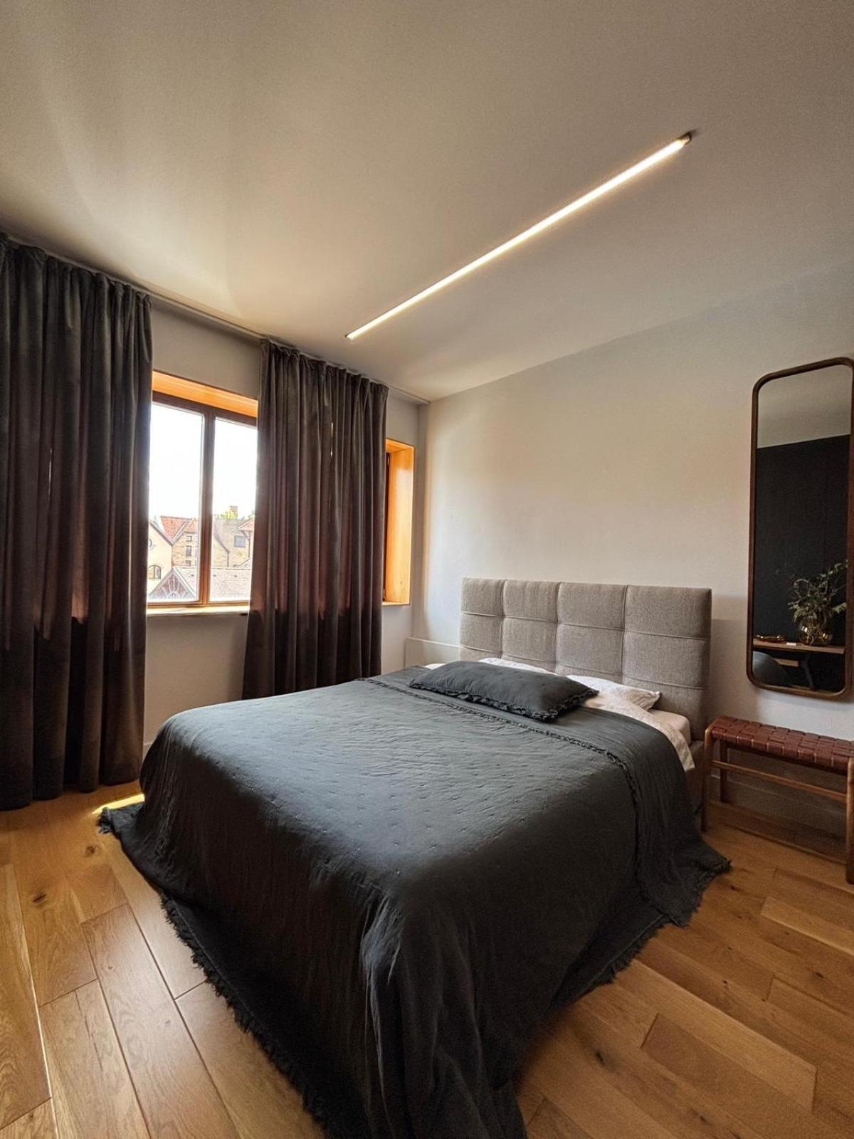 Apartman Zara Komarno Luaran gambar