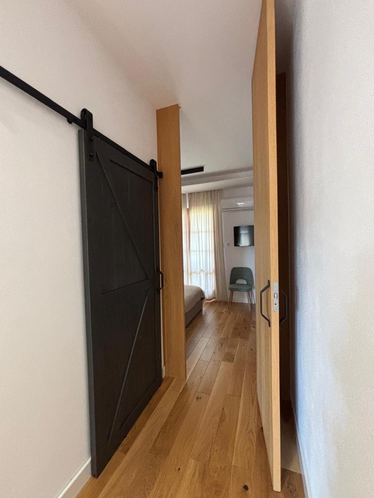 Apartman Zara Komarno Luaran gambar